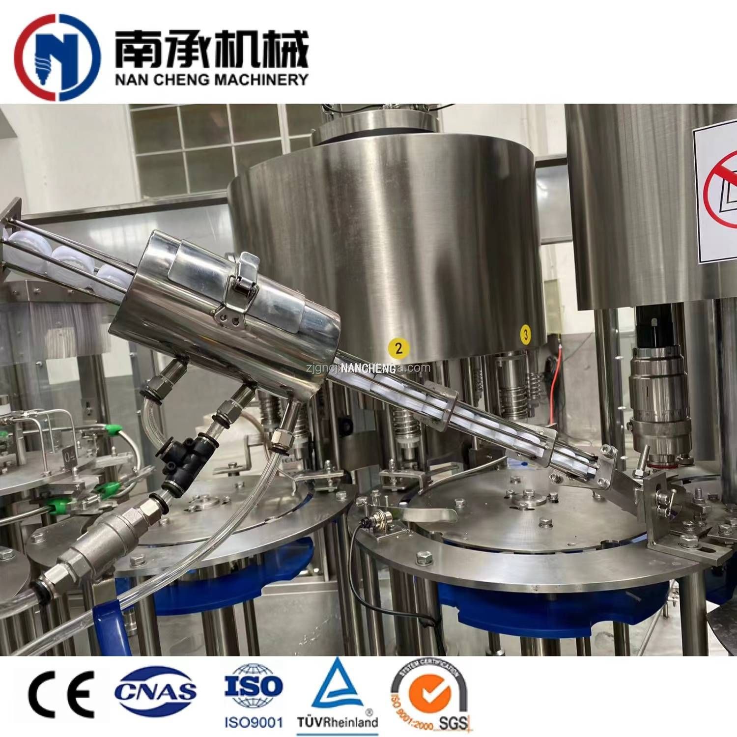 5000瓶/小时自动水装三合一机(型号:XGF8-8-3加大款)