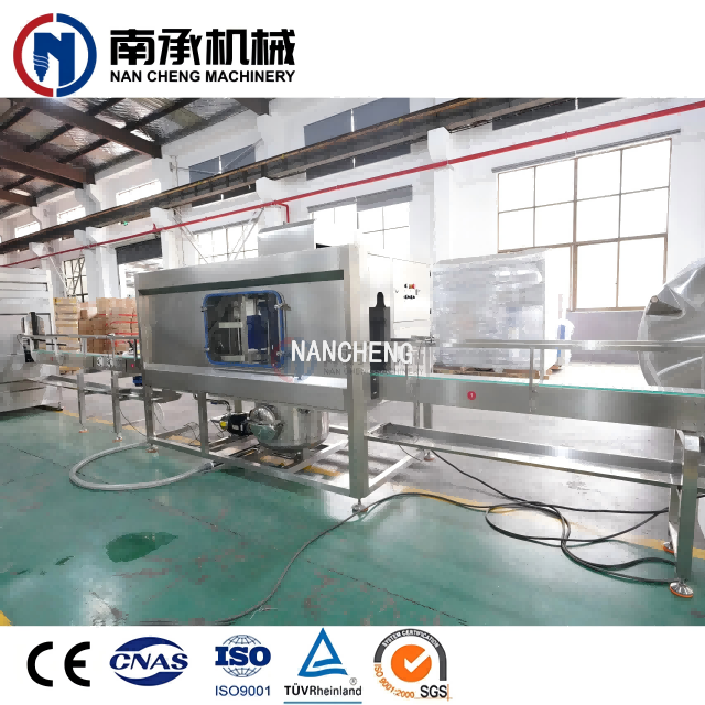 全自动5加仑桶水洗灌装旋盖三合一机(型号:QGF-600)