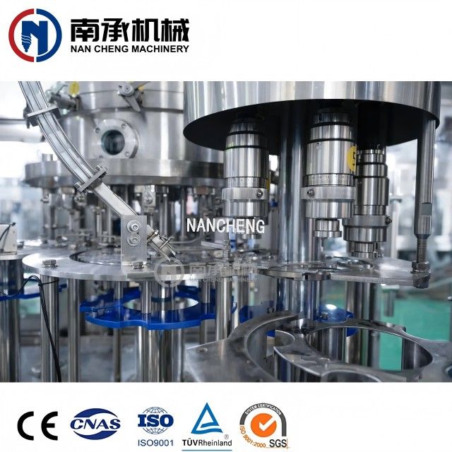 2000-30000瓶/小时全自动饮料/碳酸饮料/CSD清洗灌装旋盖三合一机(型号:DXGF12-12-5)